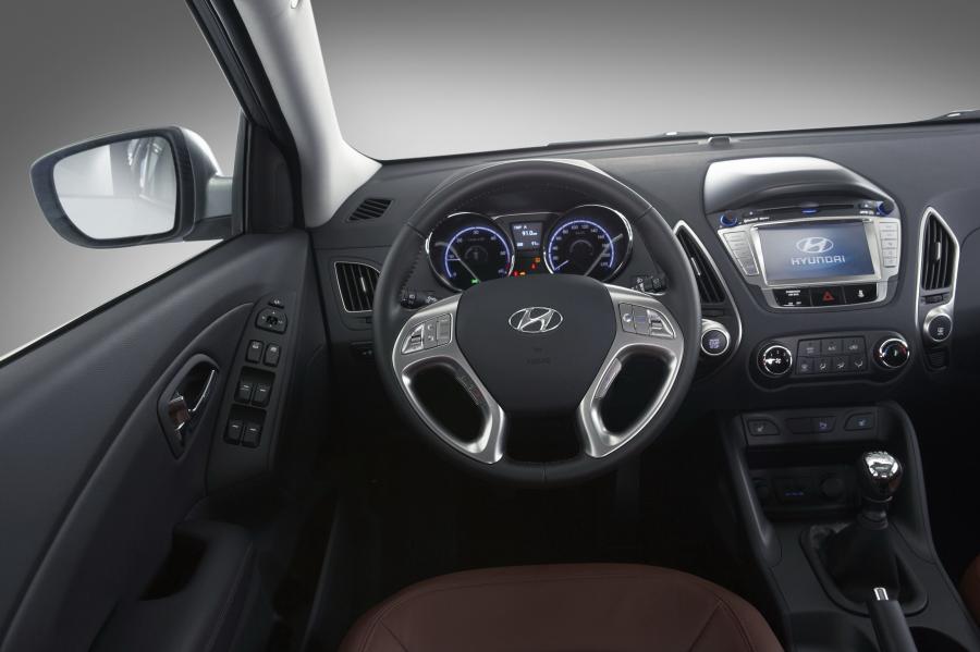  Hyundai ix35 2010 года  (фото 42 из 114)